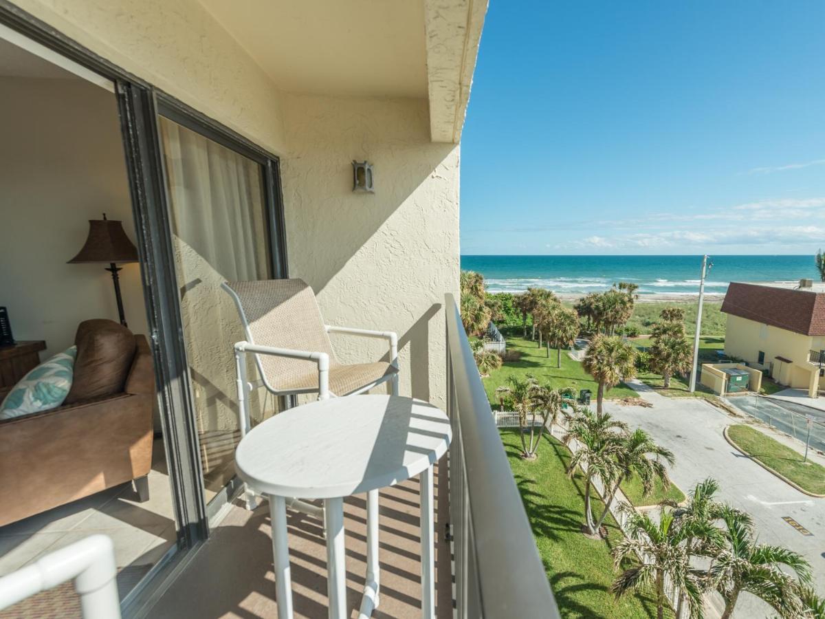 Chateau By The Sea Cocoa Beach Room photo