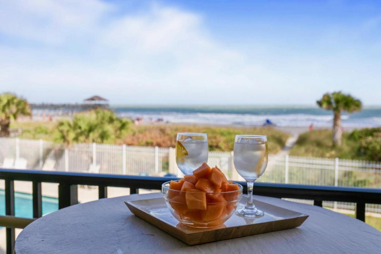 Chateau By The Sea Cocoa Beach Exterior photo