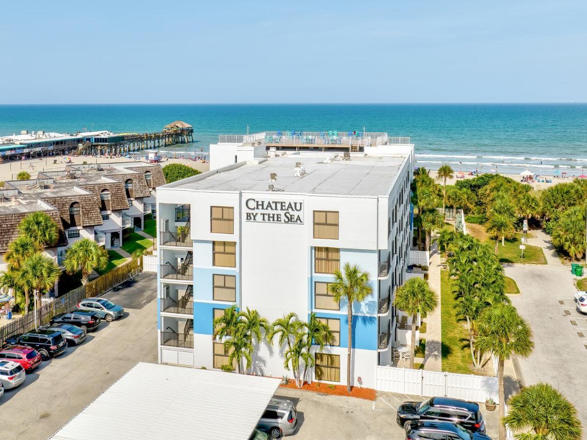 Chateau By The Sea Aparthotel Cocoa Beach Exterior photo