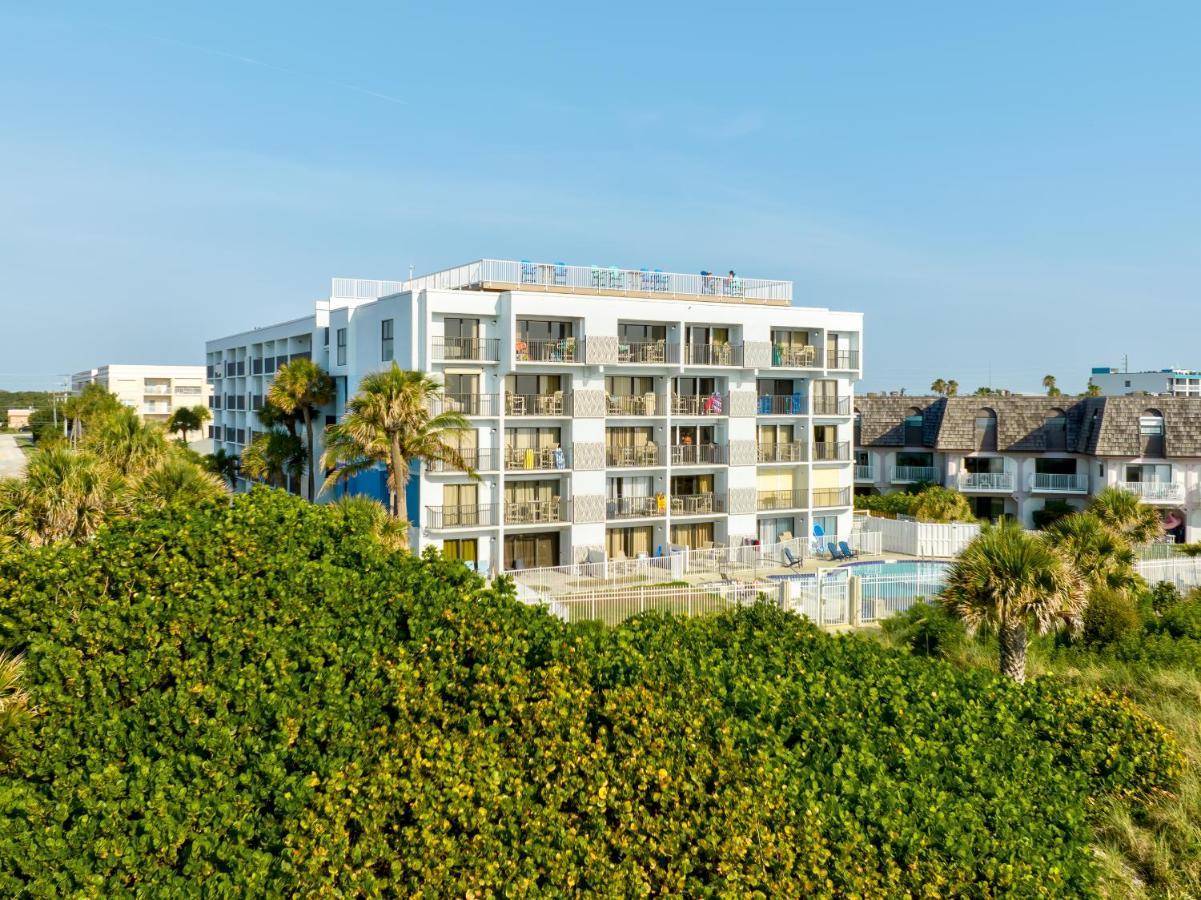 Chateau By The Sea Aparthotel Cocoa Beach Exterior photo