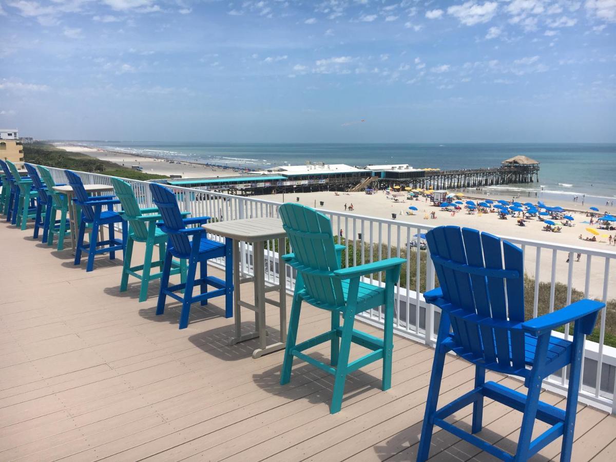 Chateau By The Sea Cocoa Beach Exterior photo